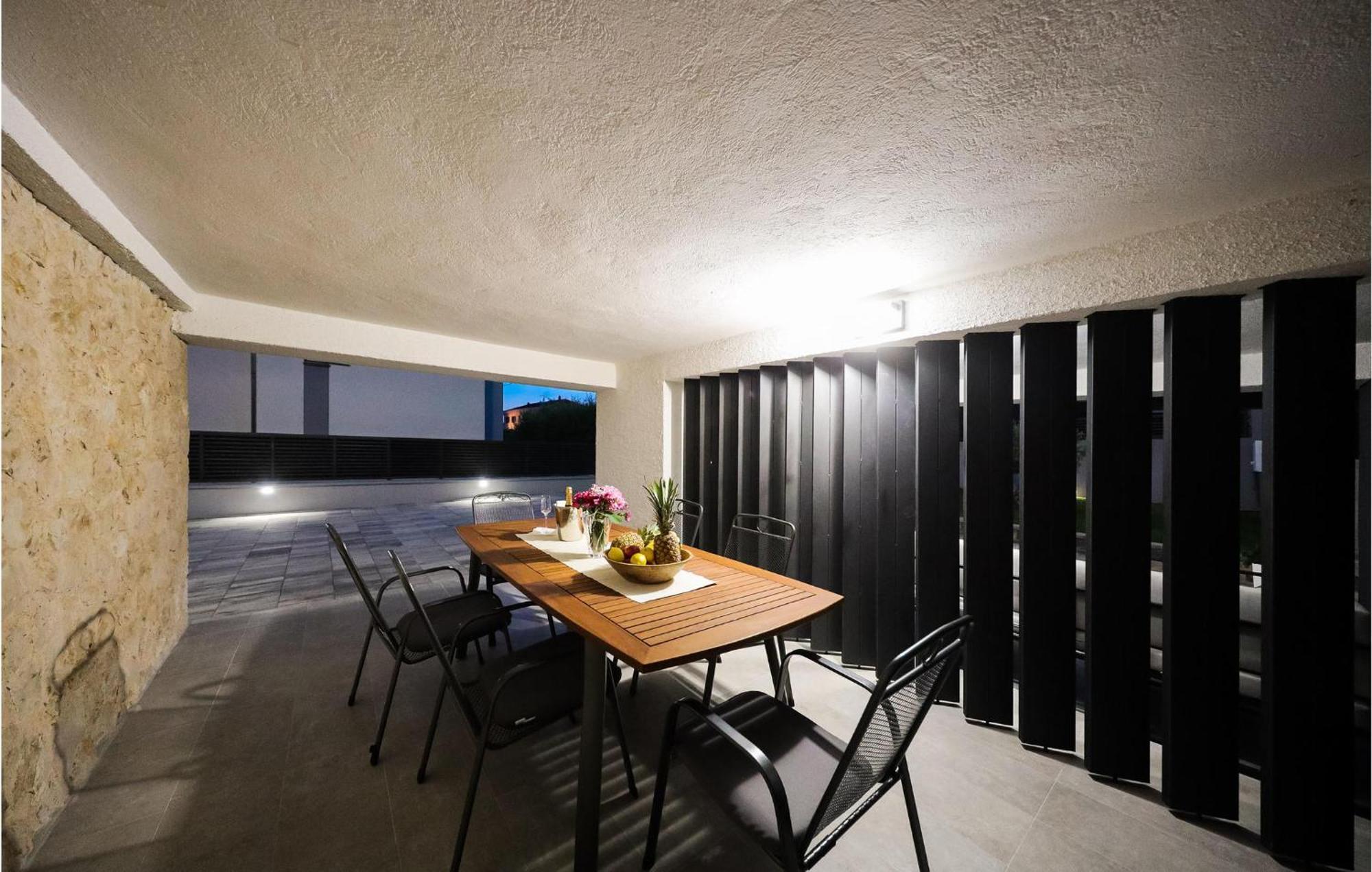 Lovely Apartment In Zadar With Wifi Eksteriør bilde